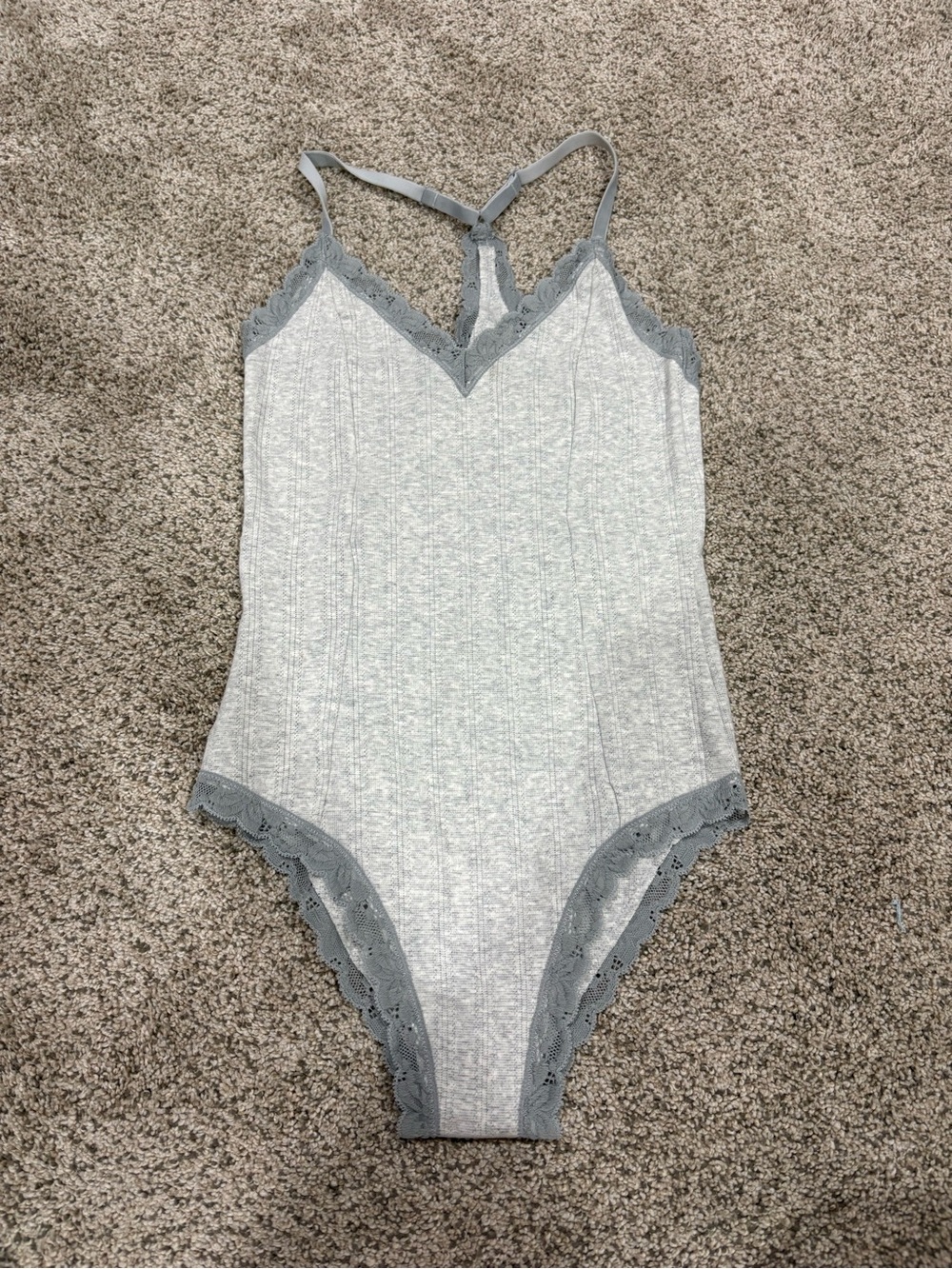 3 for $18 SALE American Eagle Outfitters Light Gray Lace-Trim Ribbed Bodysuit